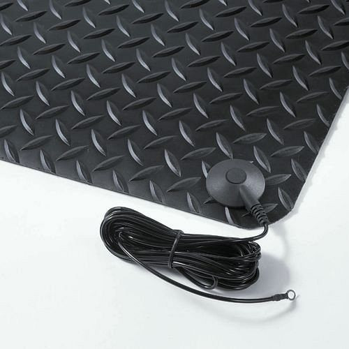 Tapis antistatique DENIOS 1 avec câble de mise à la terre et connexion en anneau, 0,9 x 1,5 m, 165-103