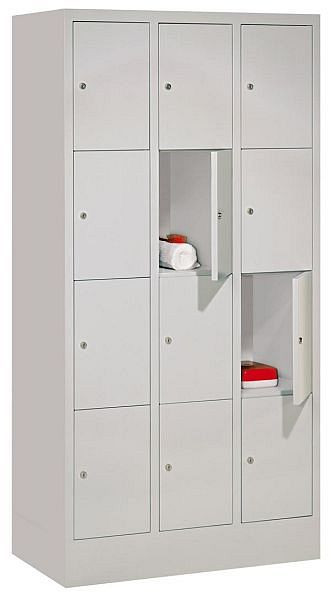 Armoire vestiaire Pavoy avec base 1850/500/900, 3l x 4h, serrure à cylindre, largeur de compartiment 300, portes lisses, 61265-343-401-905512