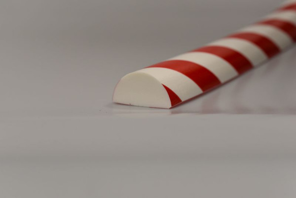 Protection de surface Knuffi, profil d'avertissement et de protection type C+, rouge/blanc, 1 mètre, PC-11112