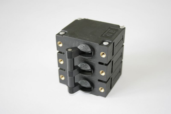 Disjoncteur thermique ELMAG (interrupteur de réinitialisation), 400 V pour ES 6000WD (E) /25-AVR, 9503661